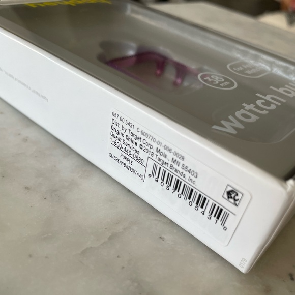 NEW- HeyDay brand 38mm Apple Watch purple bumper case in original sealed box - Picture 3 of 6